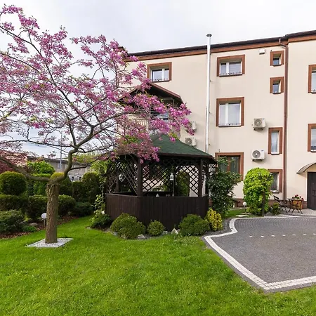Astra Apartment